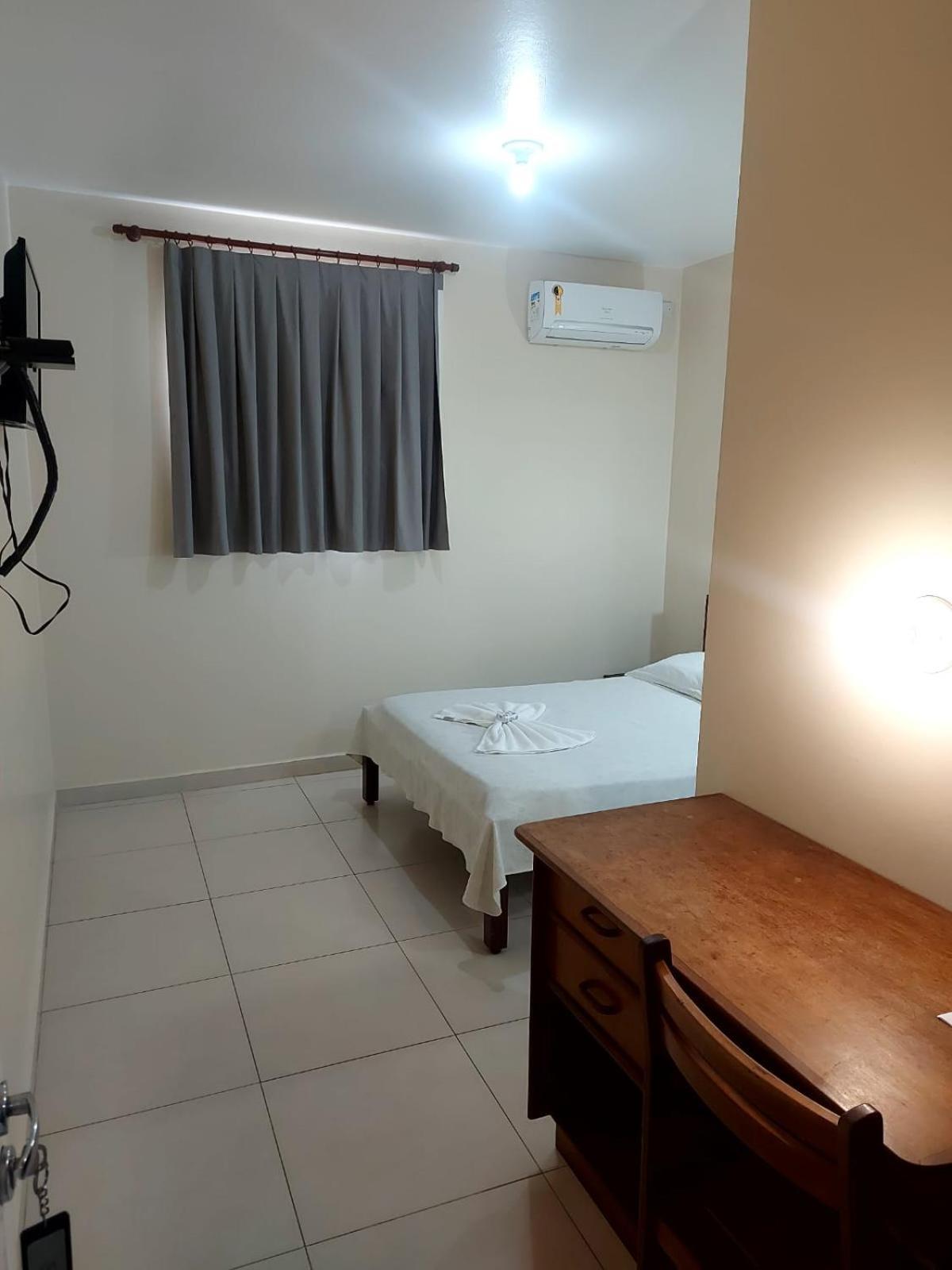 Colina Park Hotel Piracicaba Buitenkant foto